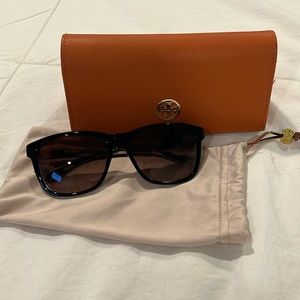 Tory Burch black sunglasses maybe worn twice! Beautiful!